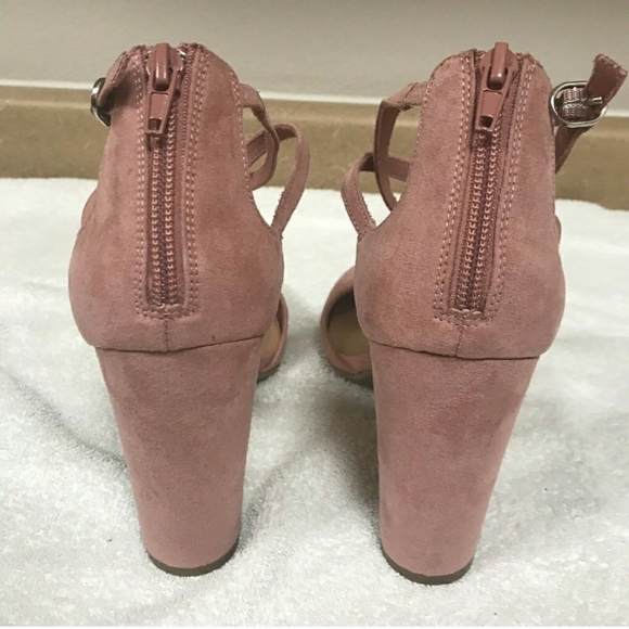 Brand New Christian Siriano  heels size 10 - Picture 2 of 4